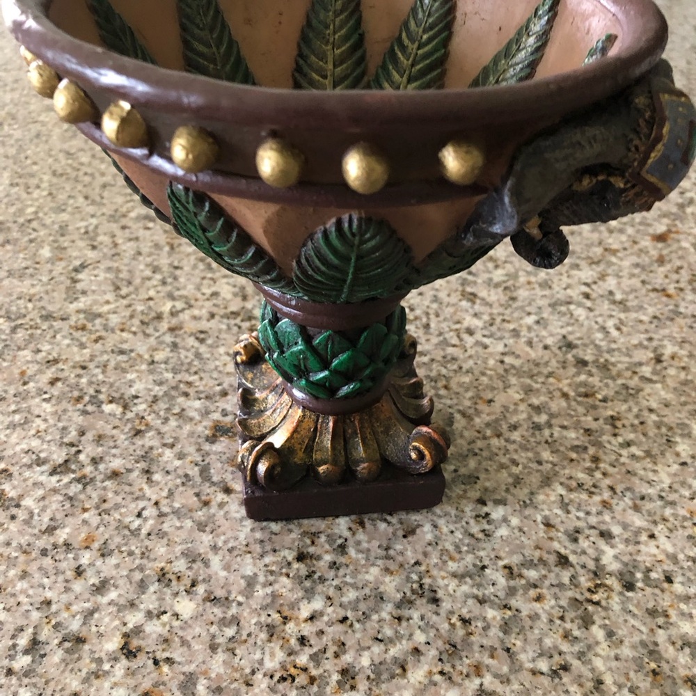 Decorative Leaf Patterned Chalice